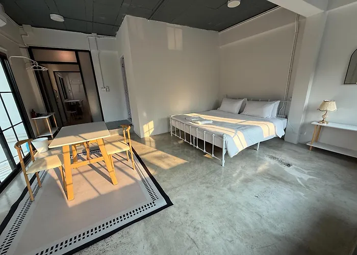 Xx Yellow Place Sukhumvit Soi 2 - Bts Nana เยลโล่ เพลส บีทีเอส นานา Apartment Bangkok