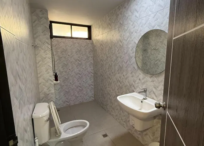 Apartment Xx Yellow Place Sukhumvit Soi 2 - Bts Nana เยลโล่ เพลส บีทีเอส นานา *